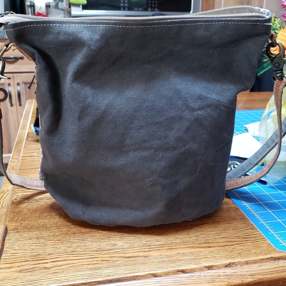 Crossbody bag - Picture 2 of 4